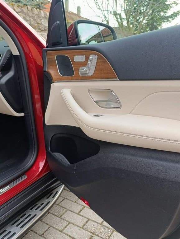 Mercedes-Benz GLE 450 — fotka 23